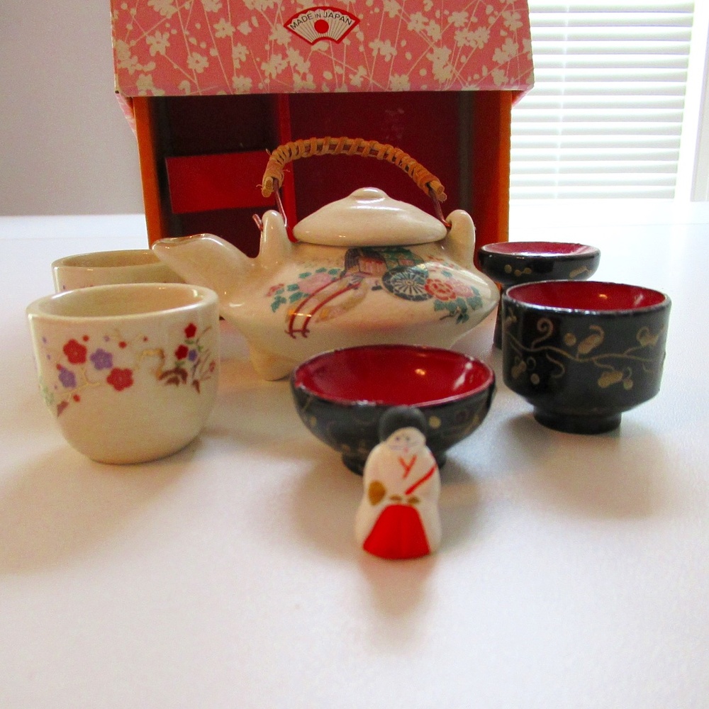 Vintage Japanese mini Tea set